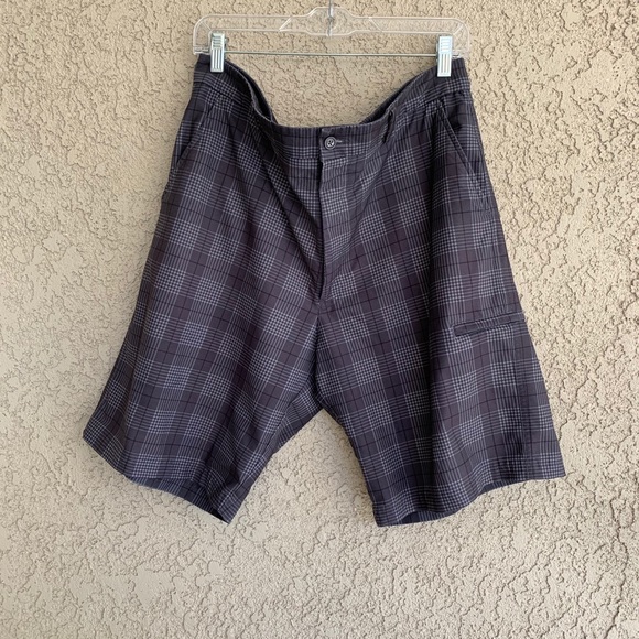 PEBBLE BEACH PERFORMANCE SHORTS!!! - Picture 2 of 9